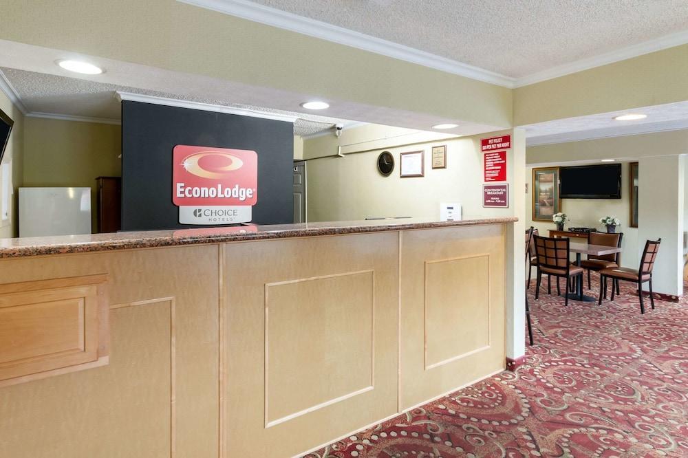 Econo Lodge Huntington - Barboursville University Area Eksteriør bilde