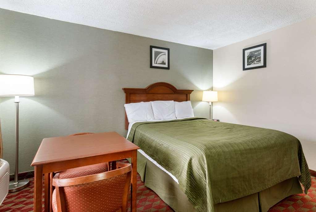 Econo Lodge Huntington - Barboursville University Area Rom bilde