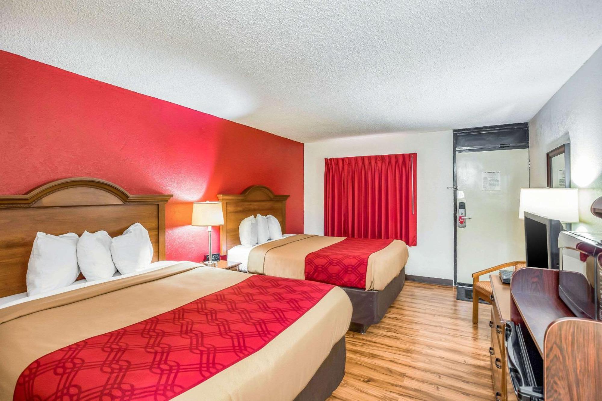 Econo Lodge Huntington - Barboursville University Area Eksteriør bilde