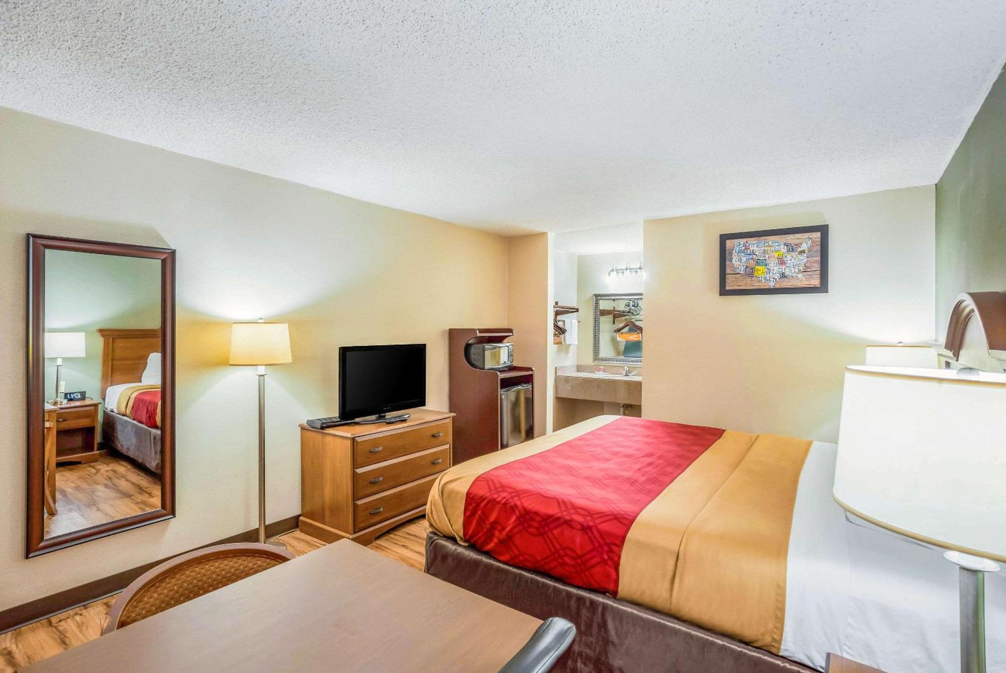 Econo Lodge Huntington - Barboursville University Area Eksteriør bilde