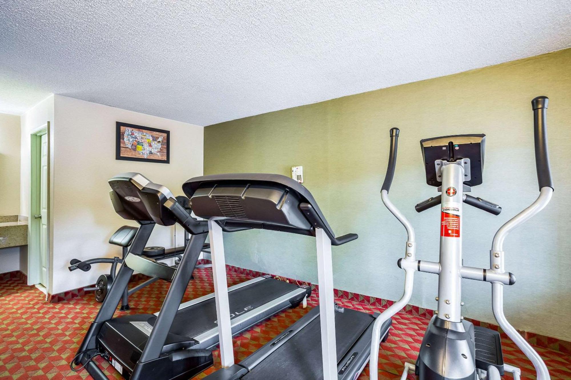 Econo Lodge Huntington - Barboursville University Area Eksteriør bilde