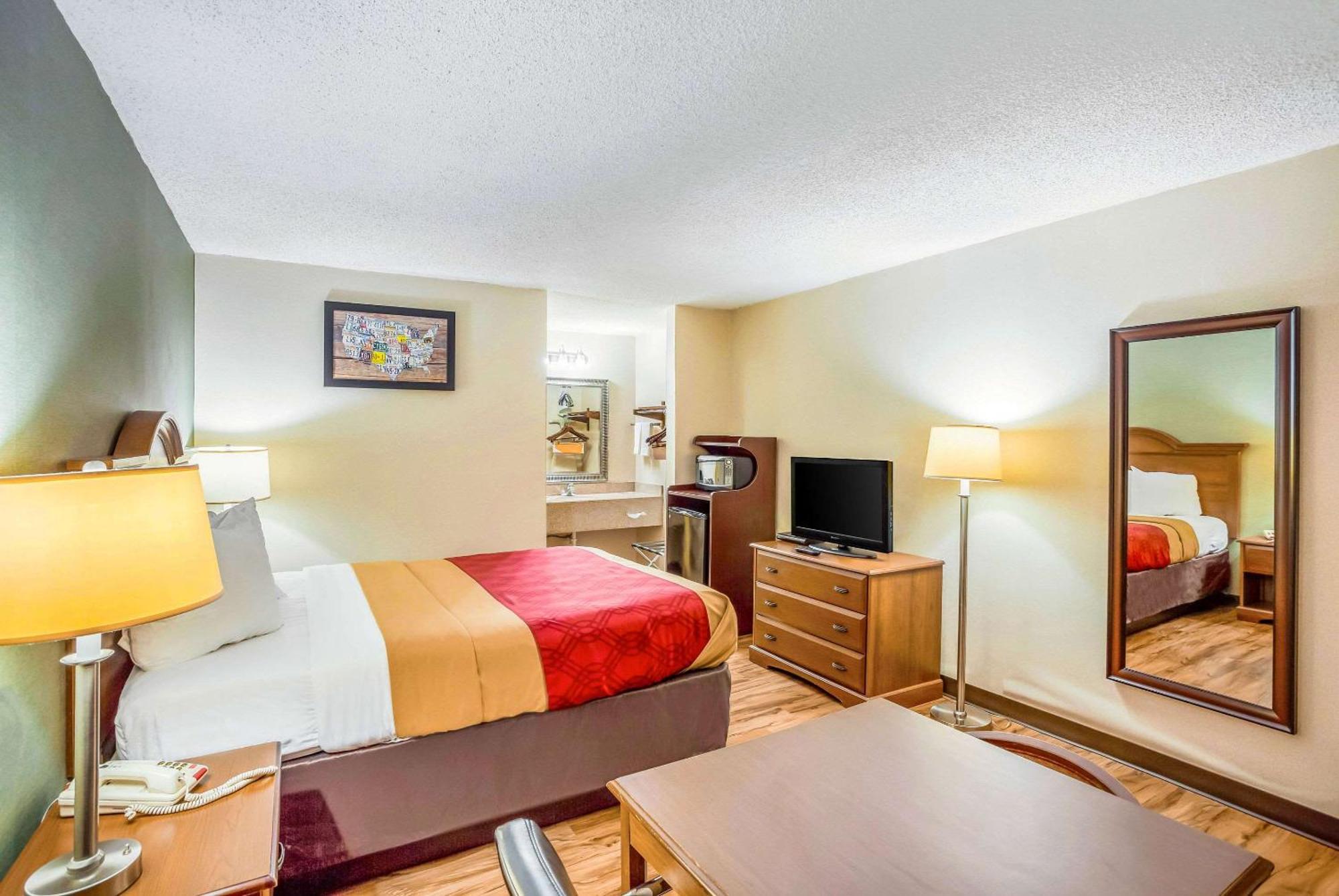 Econo Lodge Huntington - Barboursville University Area Eksteriør bilde