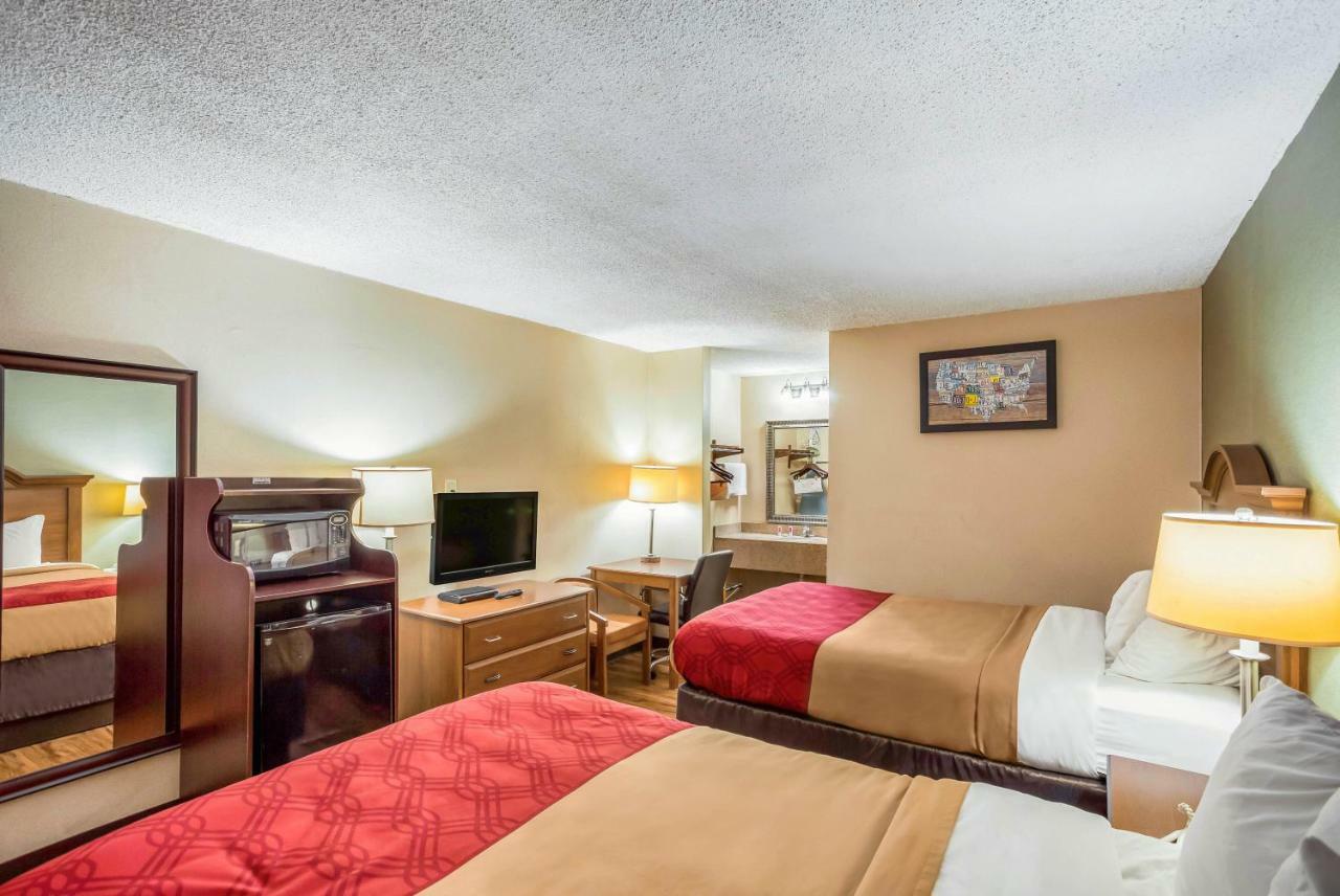 Econo Lodge Huntington - Barboursville University Area Eksteriør bilde